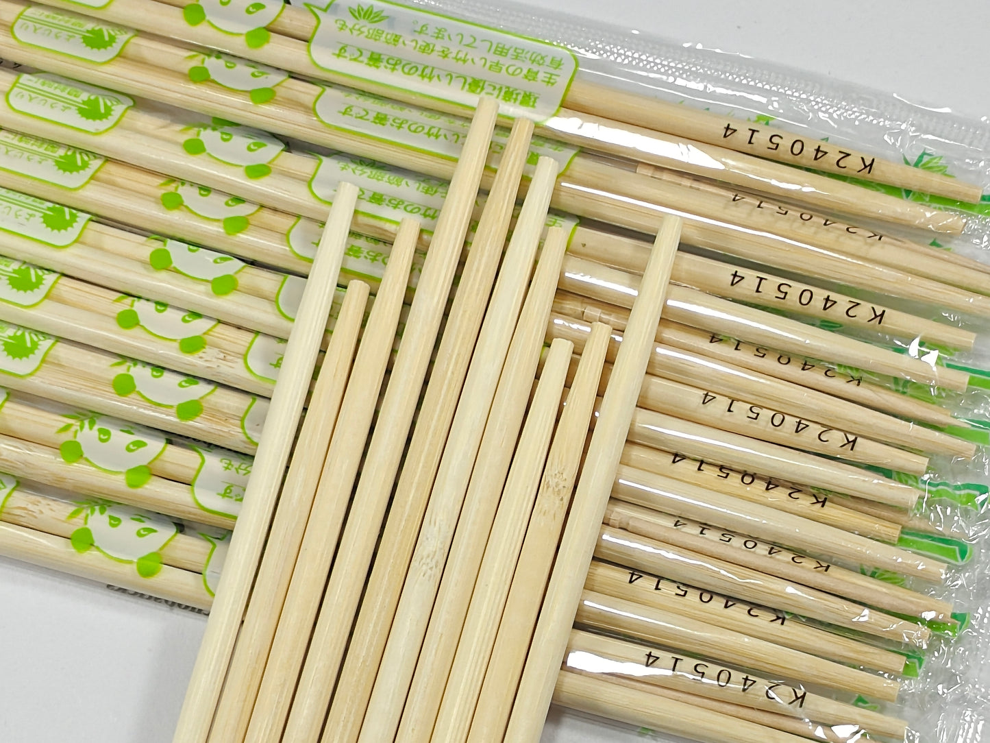 Wholesale round disposable bamboo chopsticks | Individually packed, bulk disposable bamboo chopsticks | Customizable logo printed disposable bamboo chopsticks | Supply restaurant takeaway disposable chopsticks