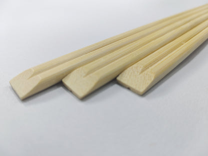 Wholesale disposable bamboo chopsticks | Eco-friendly, biodegradable and compostable disposable bamboo chopsticks | Suitable for Asian dining disposable tableware chopsticks | Individual paper bag packaging disposable bamboo chopsticks 