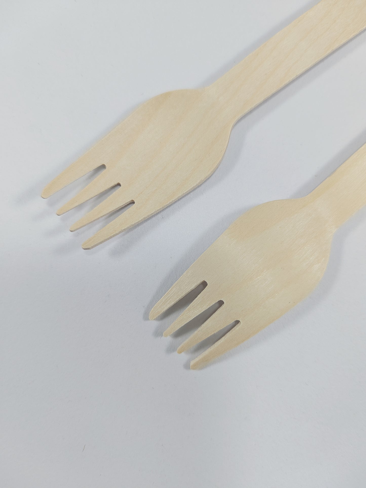 Disposable wooden forks wholesale | Disposable compostable forks | Eco-friendly wooden fork manufacturers | Degradable disposable wooden forks source factory wholesale | Disposable wooden forks for takeaway fast food 
