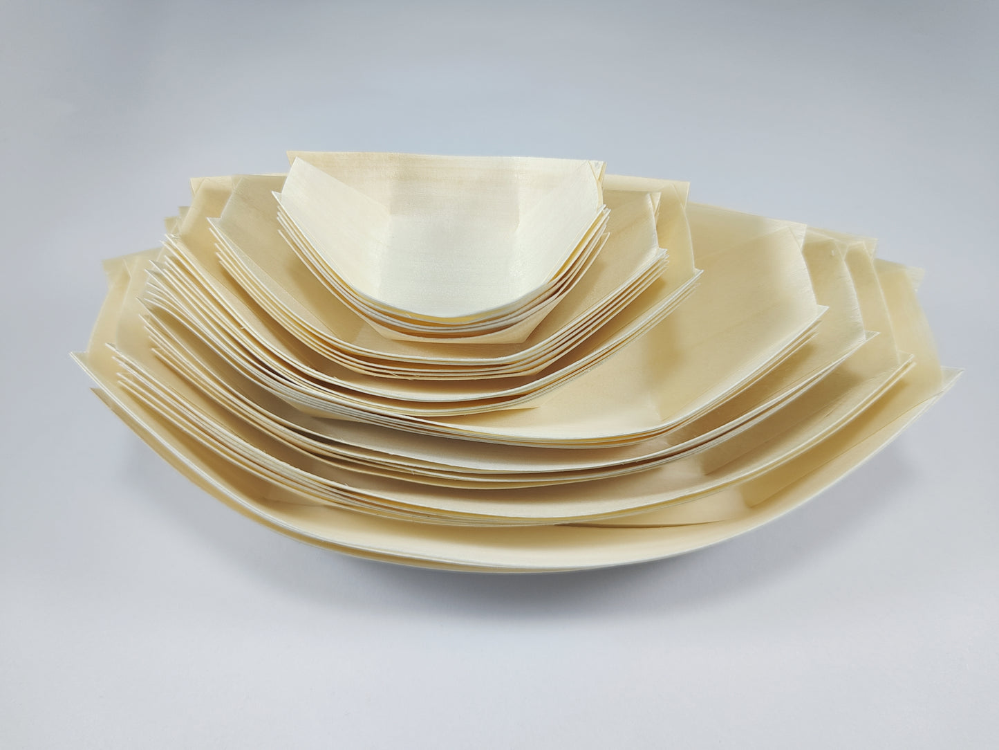 Wholesale Disposable Wooden Boats | Wholesale Disposable Wooden Sushi Boats | Natural Poplar Disposable Food Boats | Environmentally friendly, biodegradable and compostable disposable boat-shaped tableware | Wholesale Disposable Japanese Food Containers 